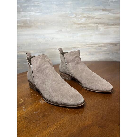 Dolce Vita Women's Tessey Boot, Dark Taupe Suede, 12 US - Picture 1 of 7